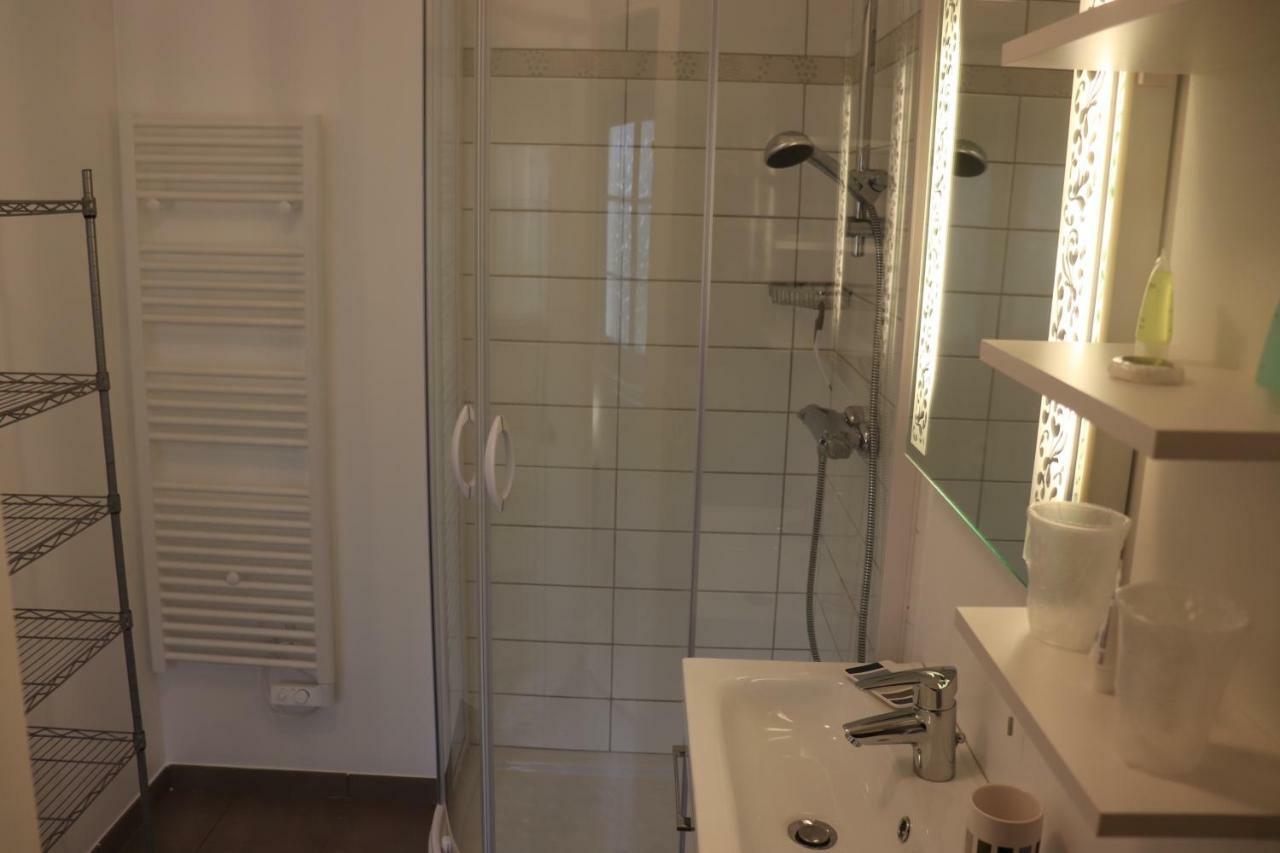 Villa des Sables: Studio et Chambre Familiale Cabourg Exterior photo