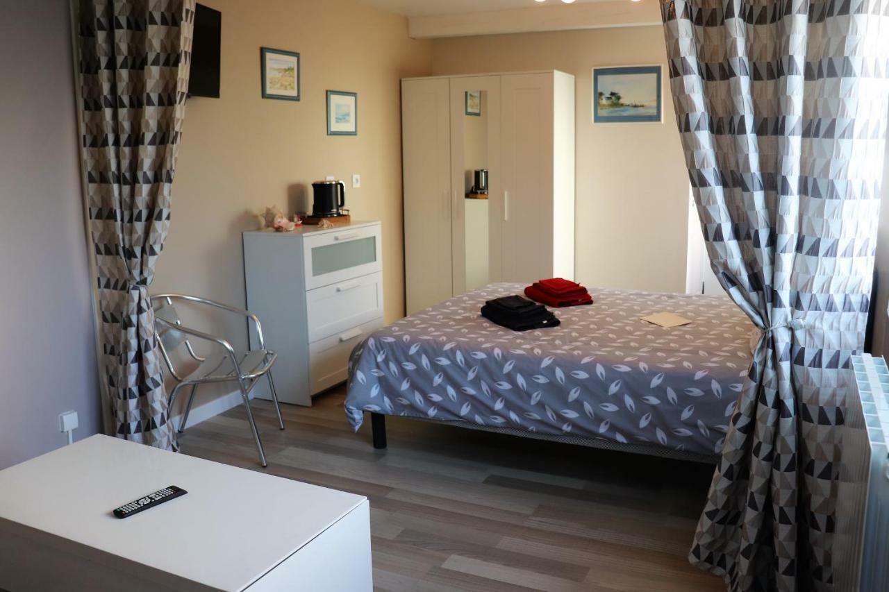 Villa des Sables: Studio et Chambre Familiale Cabourg Exterior photo